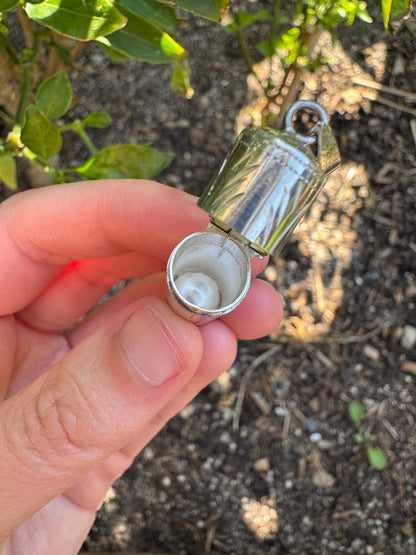 Vintage silver engraved cylinder vesta pendant