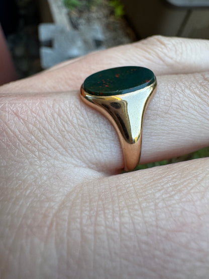 Antique Australian Dempster 15ct yellow gold bloodstone signet ring