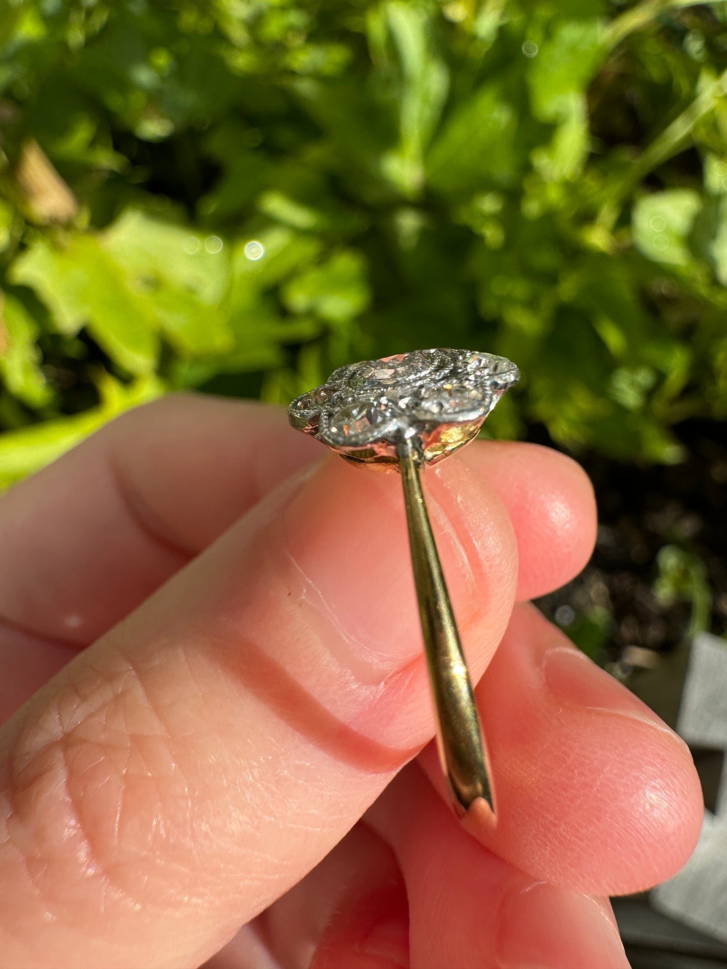 Vintage 18ct yellow gold and platinum 0.55ct TCW old mine cut and single cut diamond daisy ring
