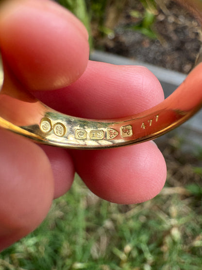 Antique English Edwardian 18ct yellow gold 0.76ct old cushion cut garnet gypsy ring