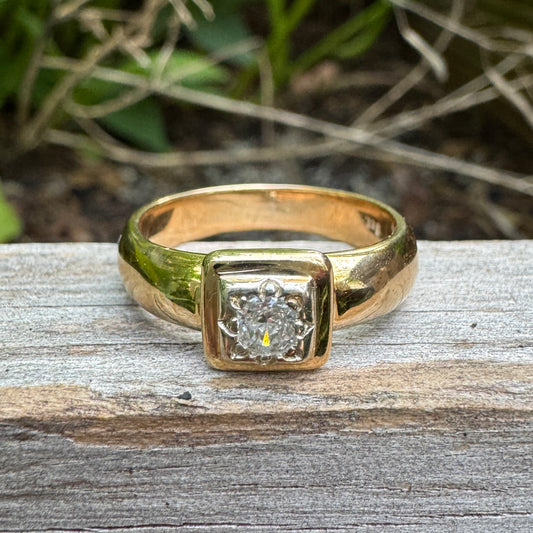 Vintage 9ct yellow gold 0.16ct cushion cut diamond gypsy ring