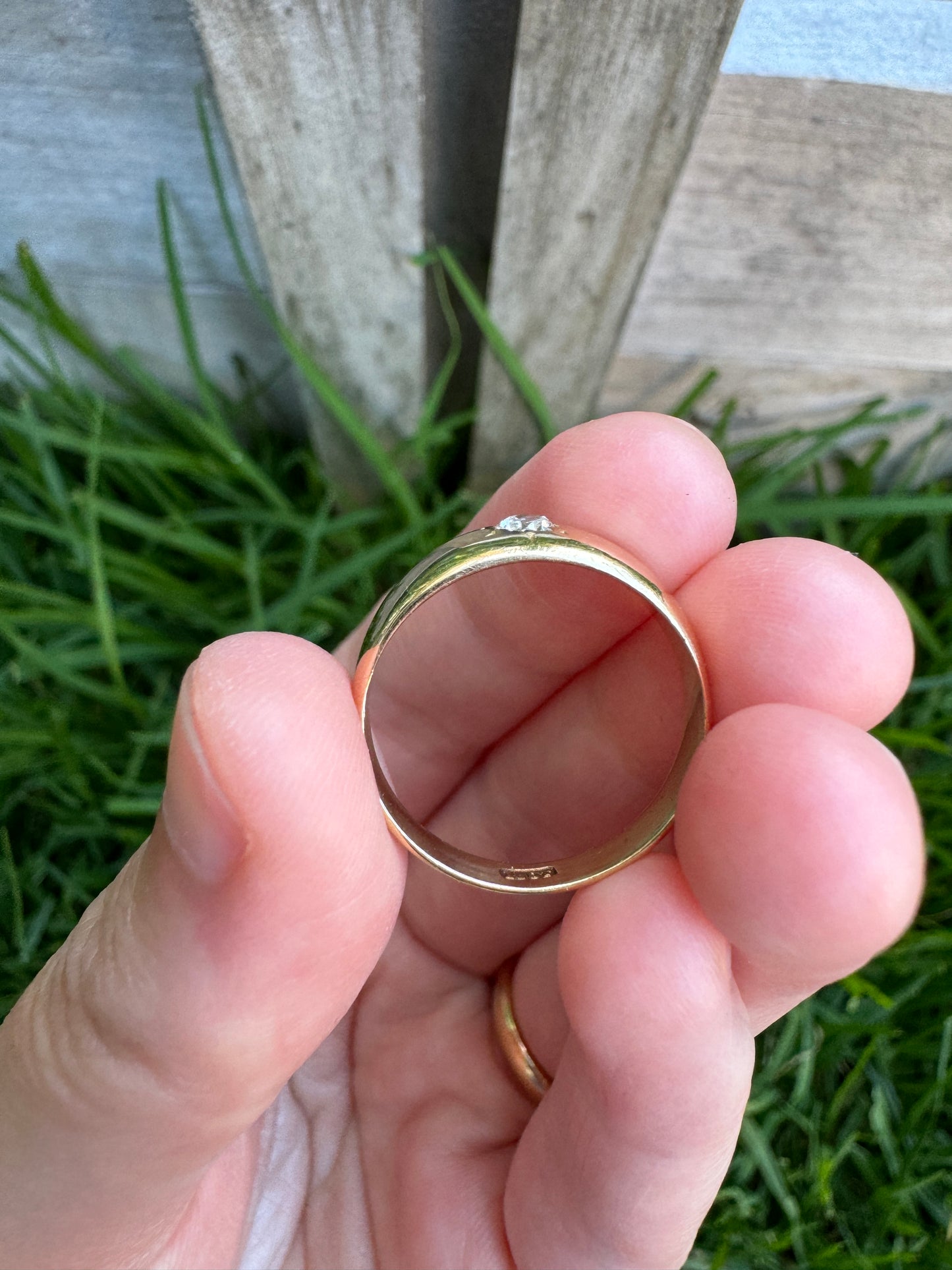 Vintage 18ct yellow gold 0.2ct old mine cut diamond starset gypsy ring