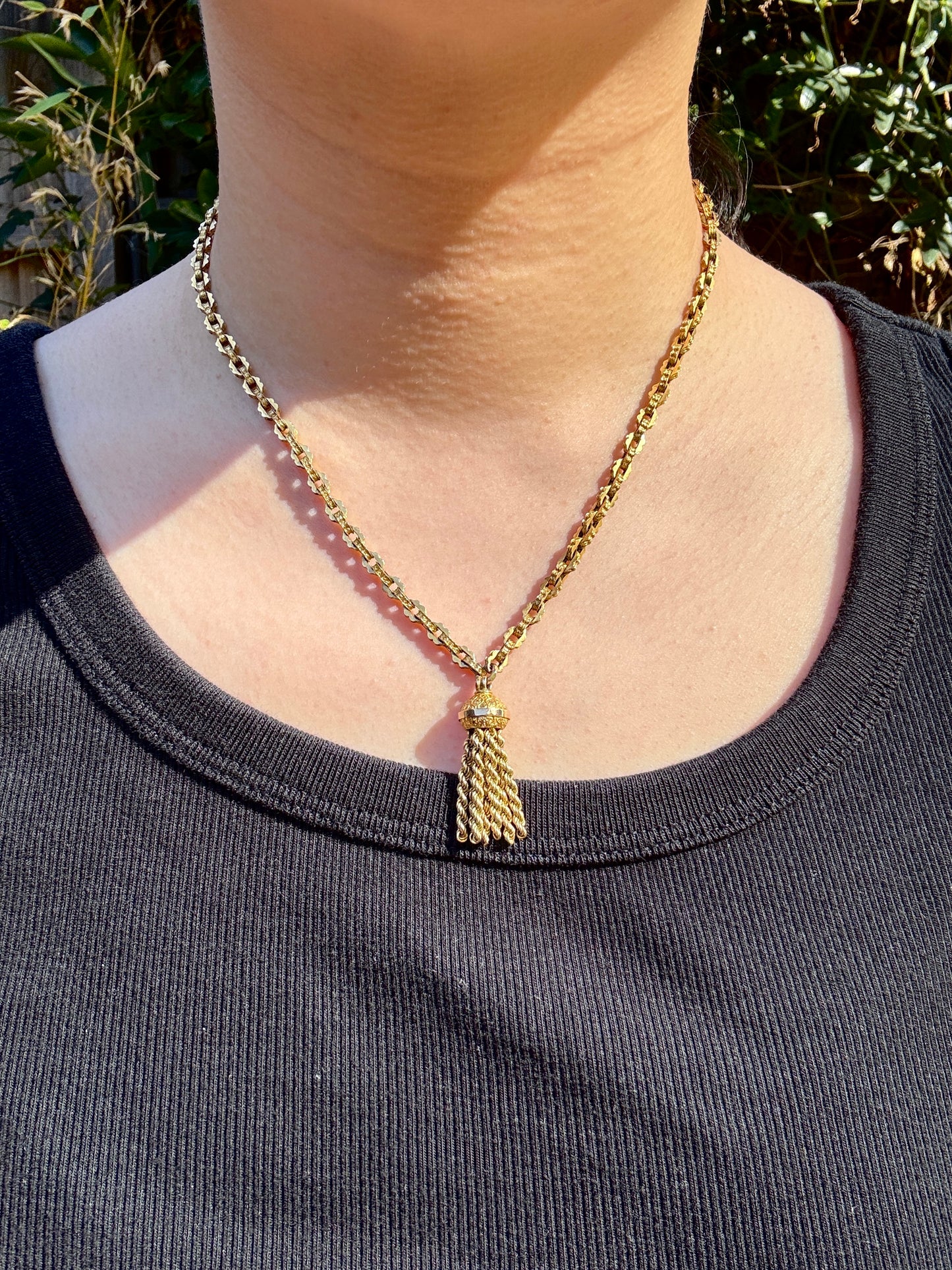 Antique 9ct gold book chain necklace with tassel, 43.5cm / 17.13 inches long
