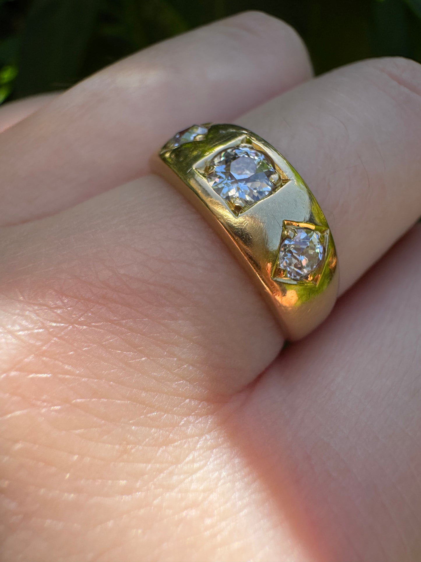 Vintage 18ct yellow gold three stone 0.7ct TCW old European cut and old mine cut diamond gypsy ring