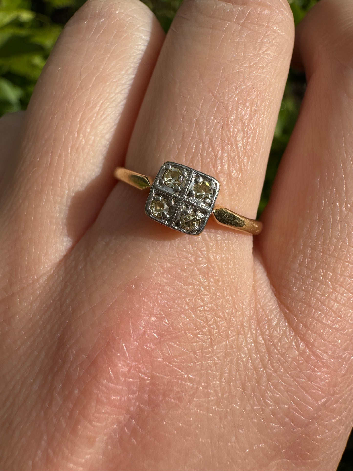 Vintage 18ct yellow gold and platinum four stone single cut diamond square ring