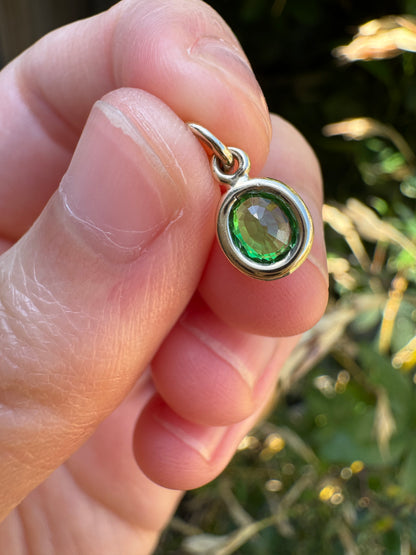 Custom handmade 9ct yellow gold 0.47ct tsavorite garnet bezel set pendant