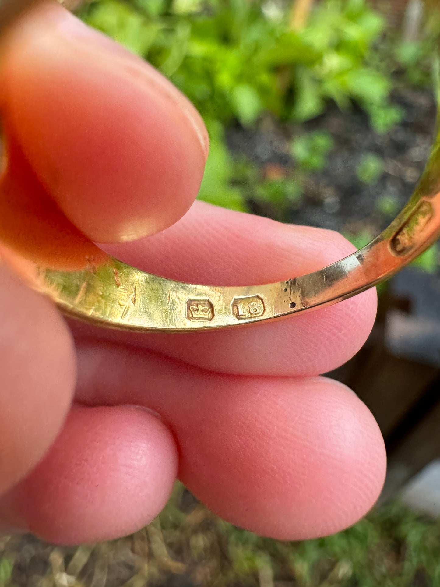 Vintage 18ct yellow gold 0.5ct TCW three stone old mine cut diamond gypsy ring