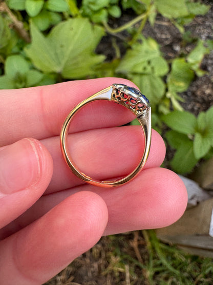 Vintage 18ct yellow gold old cut sapphire and single cut diamond daisy cluster ring