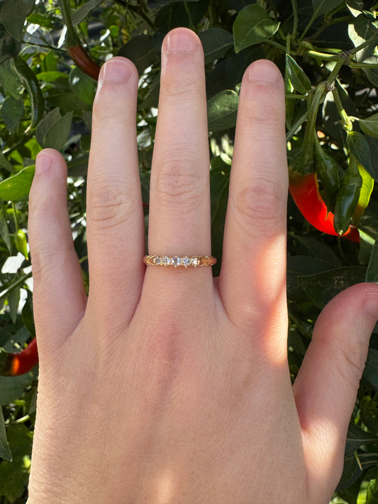Antique Australian 18ct yellow gold five stone 0.1ct TCW old mine cut and single cut diamond ring