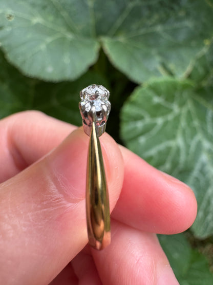 Antique Australian 18ct yellow gold three stone 0.44ct TCW old mine cut diamond ring