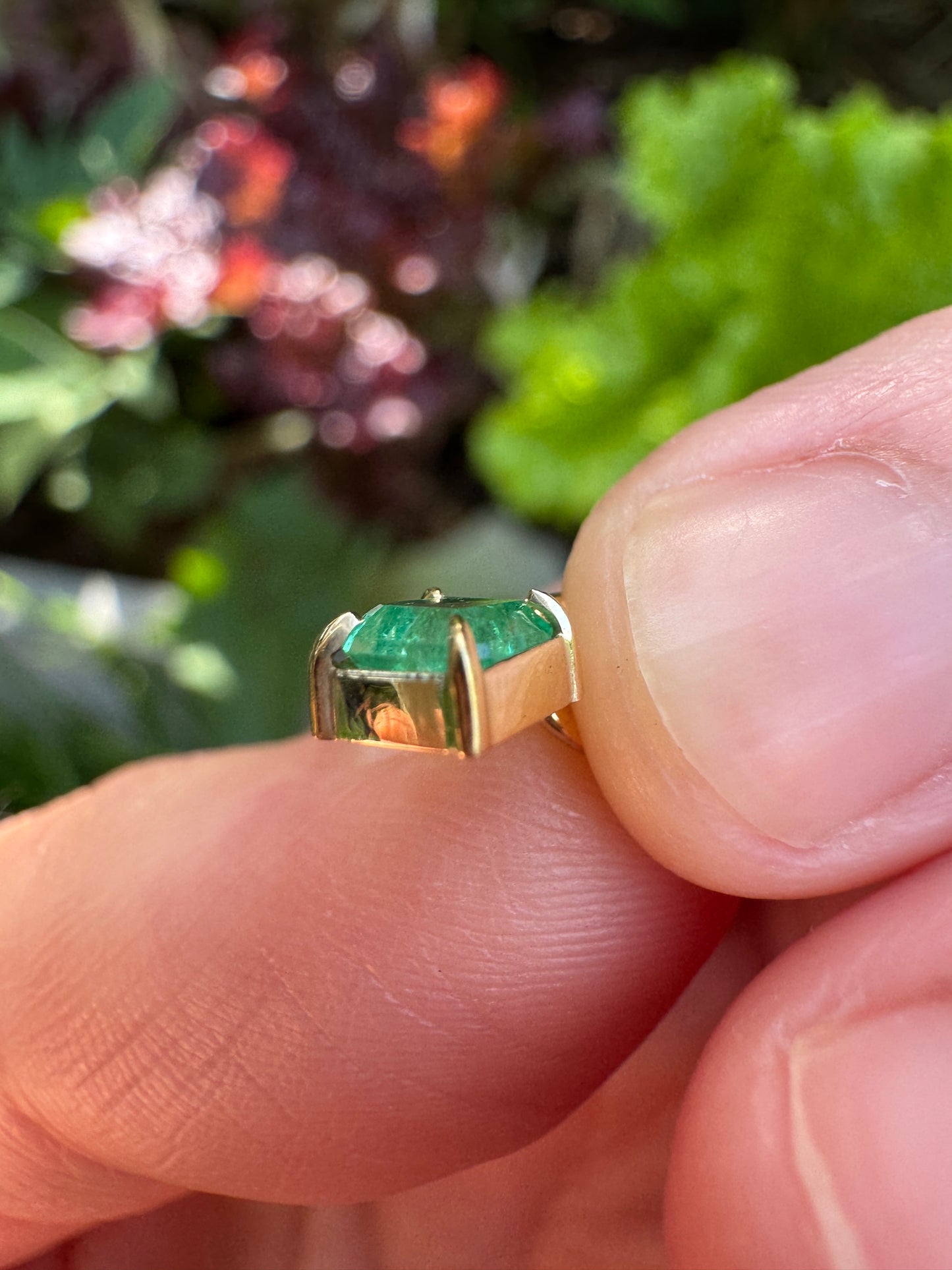 Custom 9ct yellow gold 0.48ct emerald claw set pendant