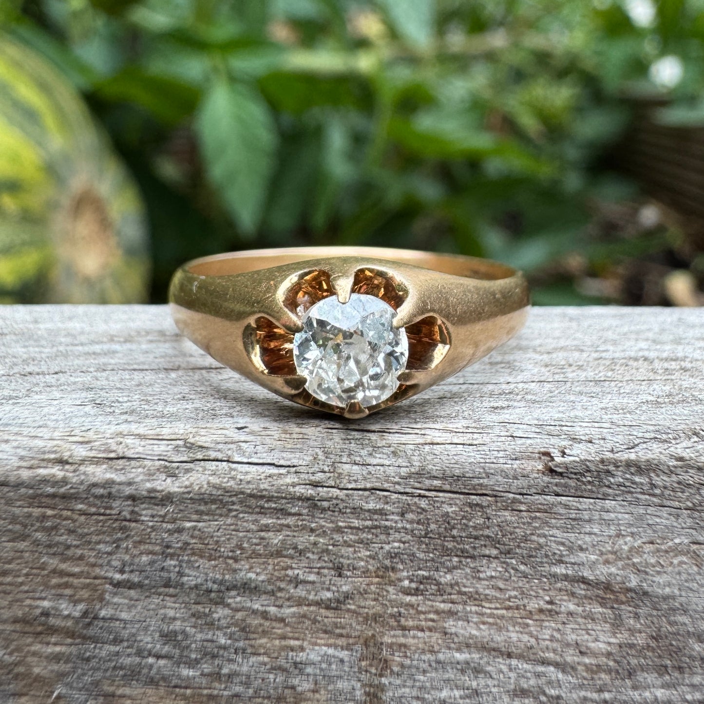 Vintage Mid Century 18ct yellow gold 0.4ct old mine cut diamond belcher ring