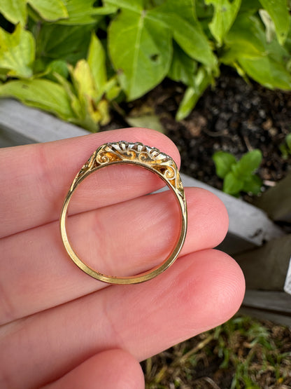 Vintage 18ct yellow gold 0.25ct TCW five stone single cut diamond ring