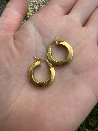 Vintage Italian 9ct yellow gold hoop earrings