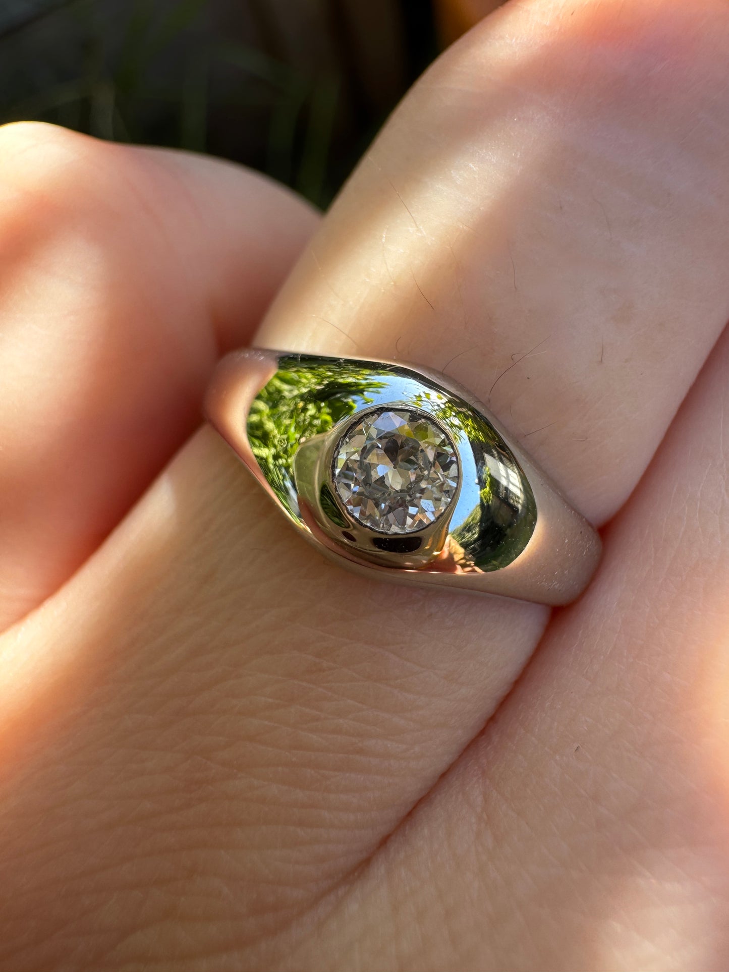 Vintage 18ct white gold 0.2ct old European cut diamond gypsy ring