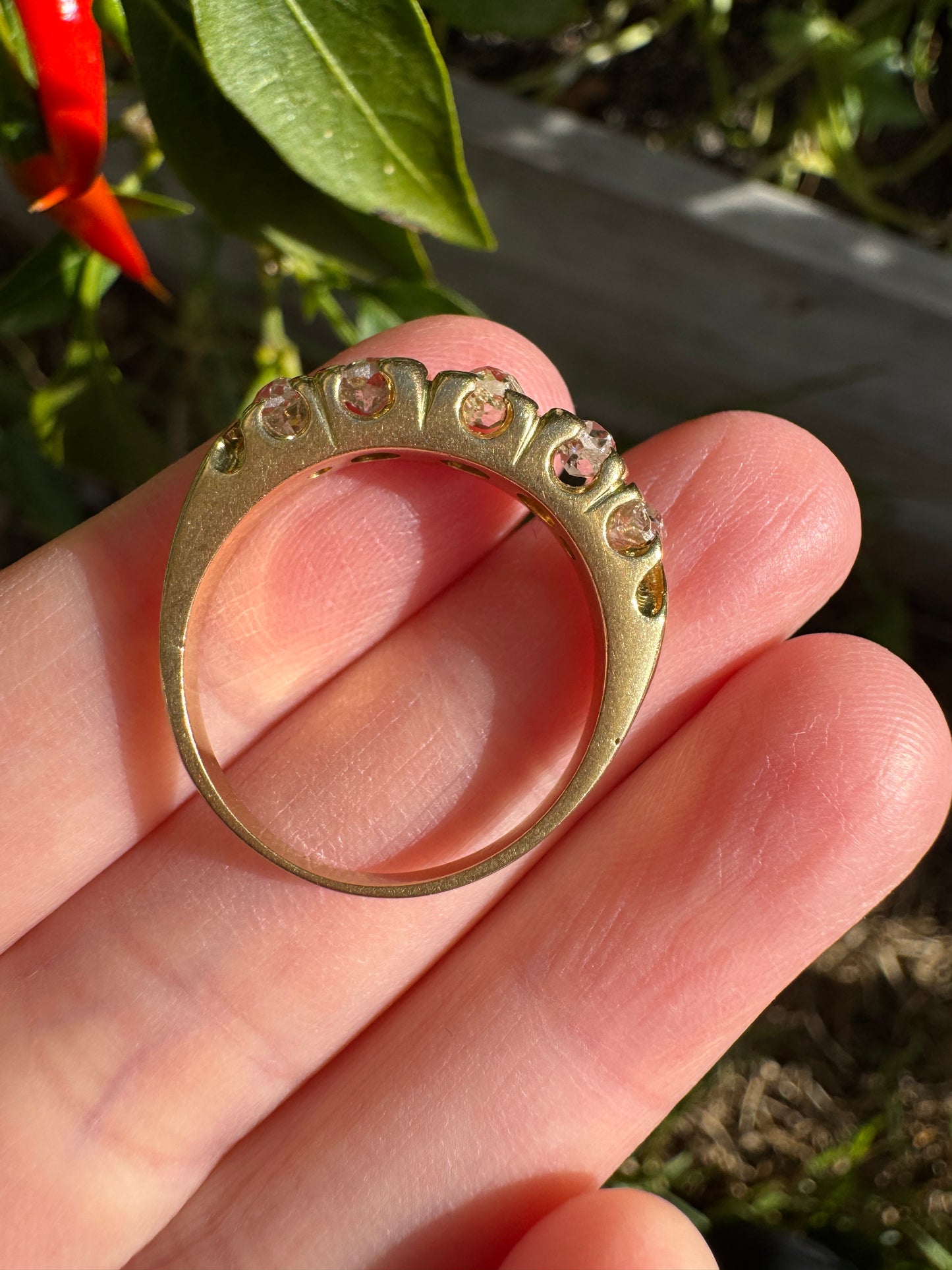 Vintage 18ct yellow gold five stone 1ct TCW old mine cut diamond ring