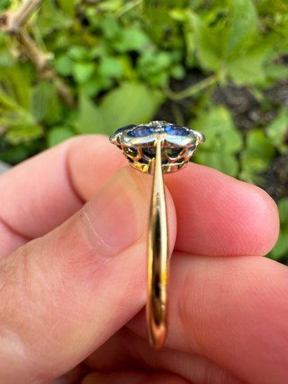 Vintage 18ct yellow gold old cut sapphire and single cut diamond daisy cluster ring