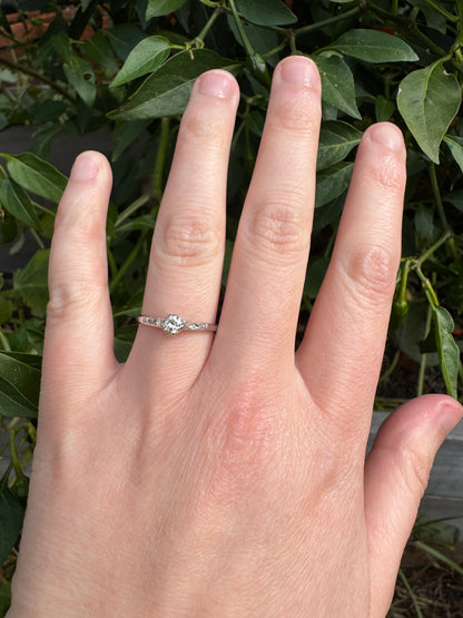 Vintage 18ct white gold 0.2ct old European cut diamond solitaire ring
