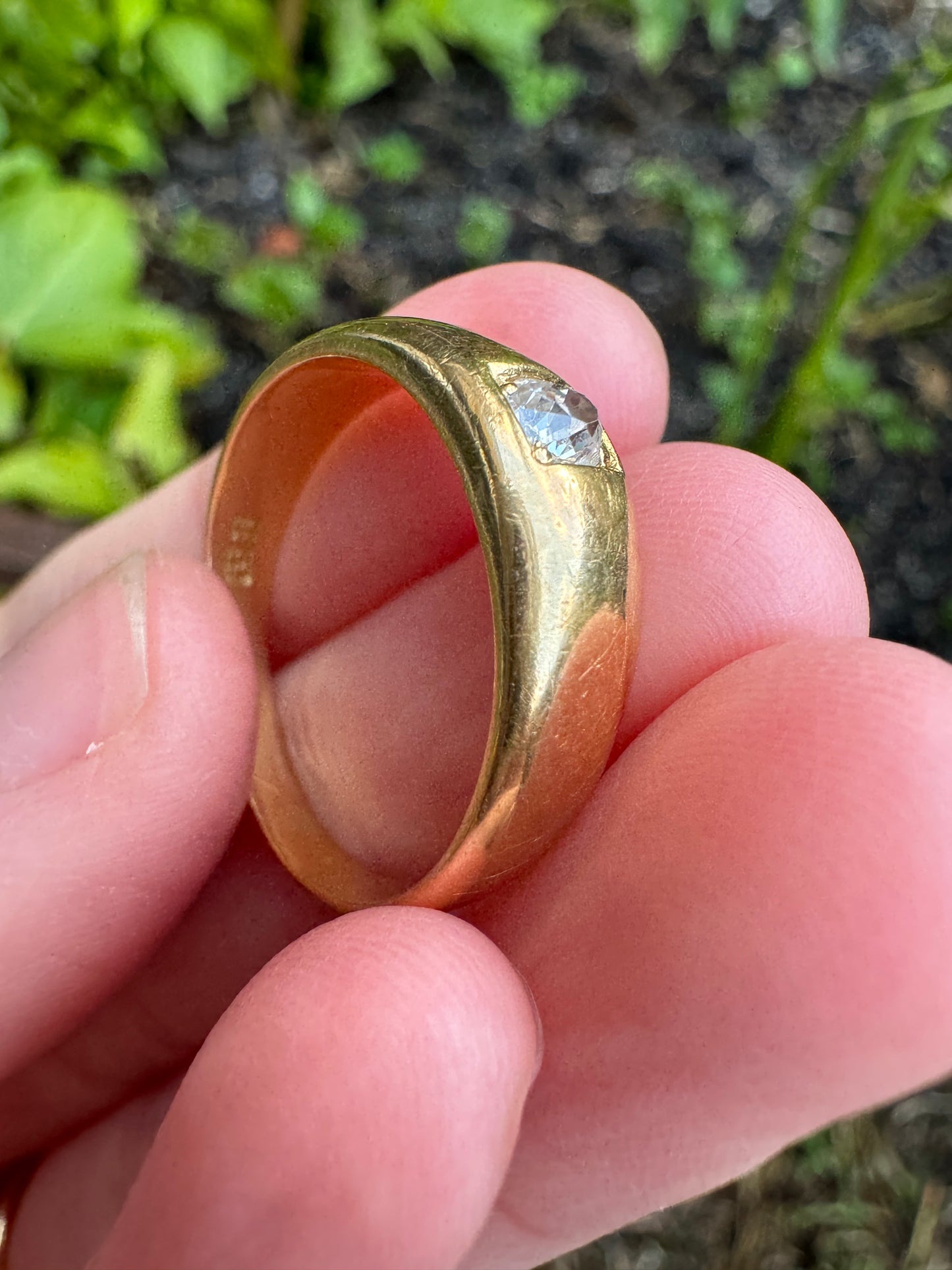 Vintage 18ct yellow gold 0.2ct old mine cut diamond gypsy ring