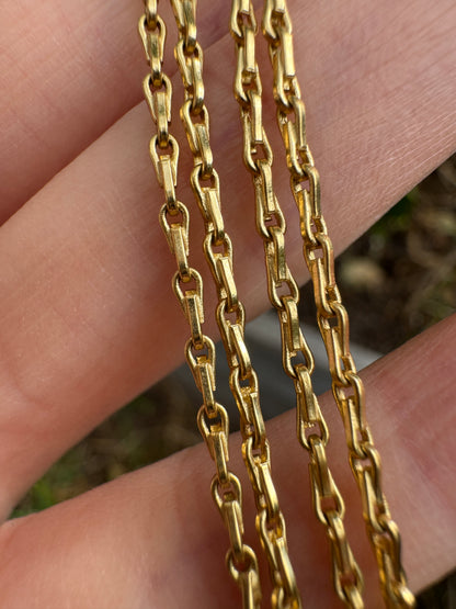 Vintage Italian 18ct yellow gold hayseed/barleycorn link chain, 49cm / 19.29 inches long