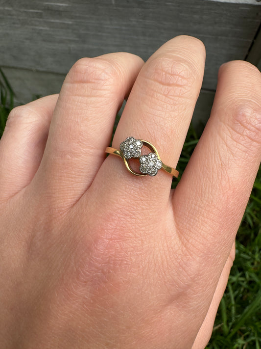 Antique 18ct yellow gold single cut diamond double daisy ring