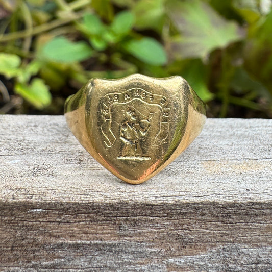 Vintage 18ct gold signet ring