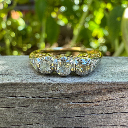 Vintage 18ct yellow gold three stone 0.3ct TCW old mine cut diamond ring