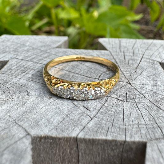 Vintage 18ct yellow gold 0.25ct TCW five stone single cut diamond ring
