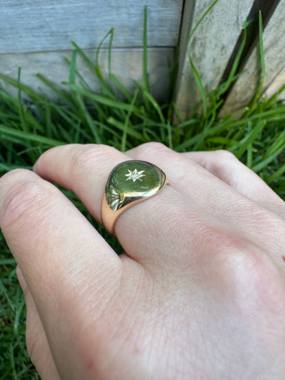 Vintage 9ct yellow gold starset old mine cut diamond signet ring