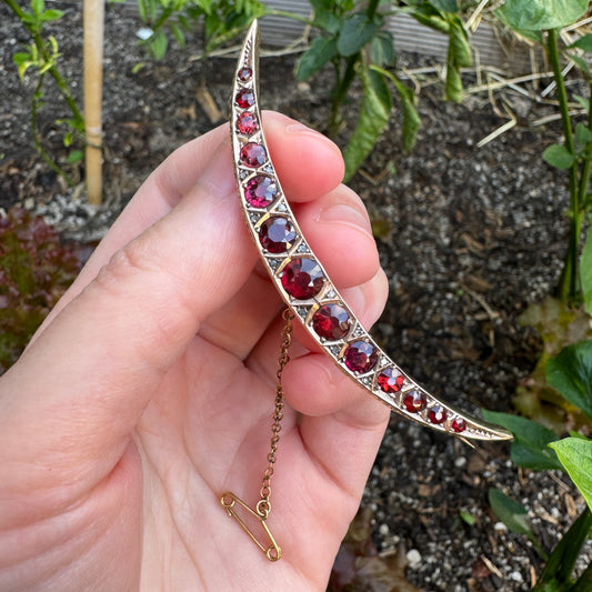 Antique 9ct rose gold 2.25ct TCW garnet and rose cut diamond crescent moon brooch