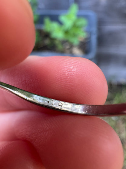 Vintage 18ct white gold and platinum three stone 0.16ct TCW old mine cut and old European cut diamond ring