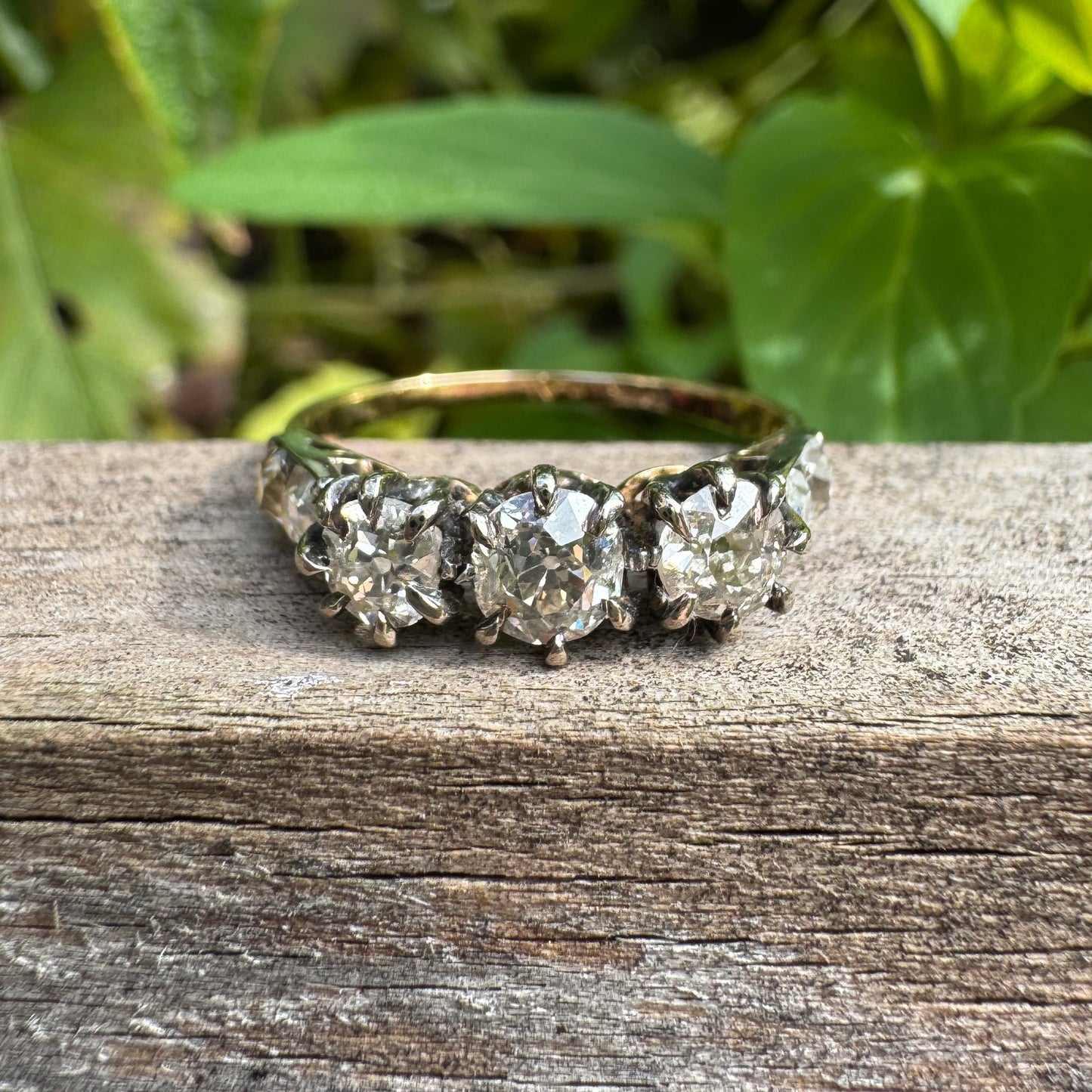 Antique 18ct gold old mine cut diamond trilogy ring