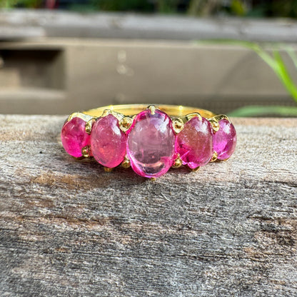 Antique 15ct yellow gold five stone 1.65ct TCW natural pink sapphire cabochon ring