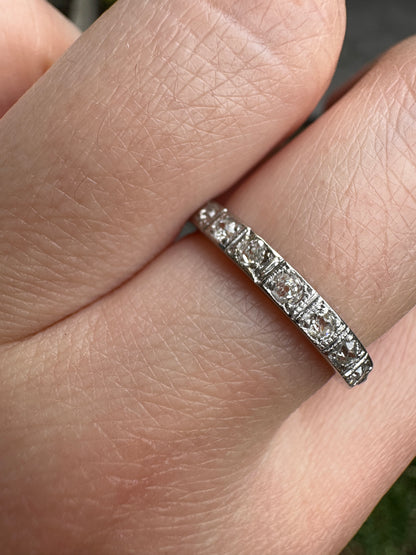 Antique 18ct gold old cut diamond half eternity ring