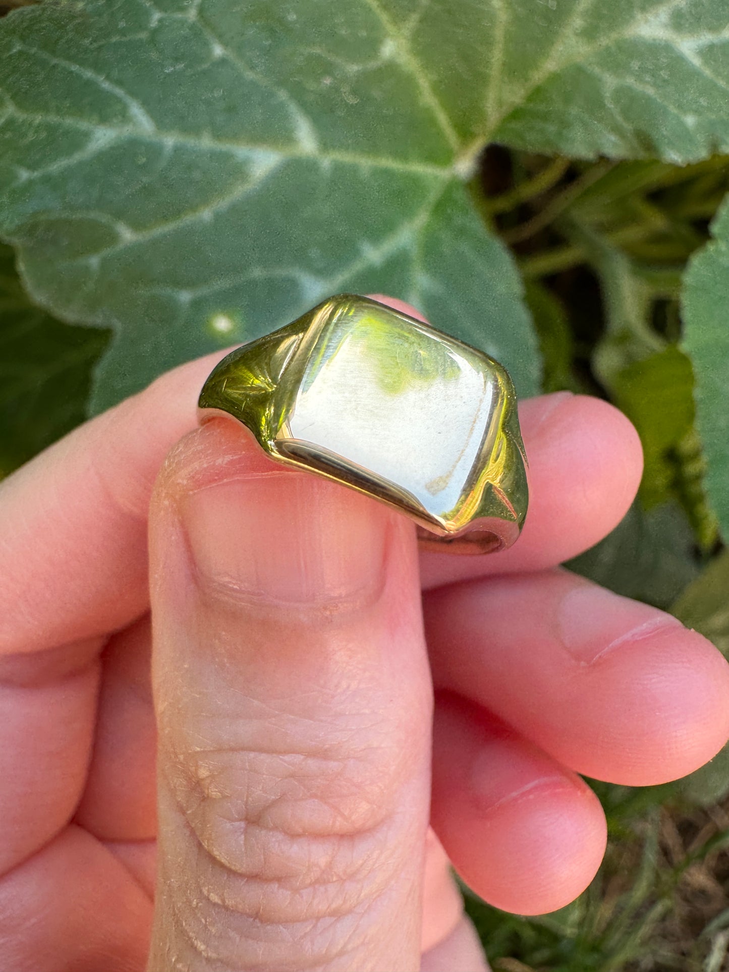 Vintage Mid Century English 9ct yellow gold square signet ring