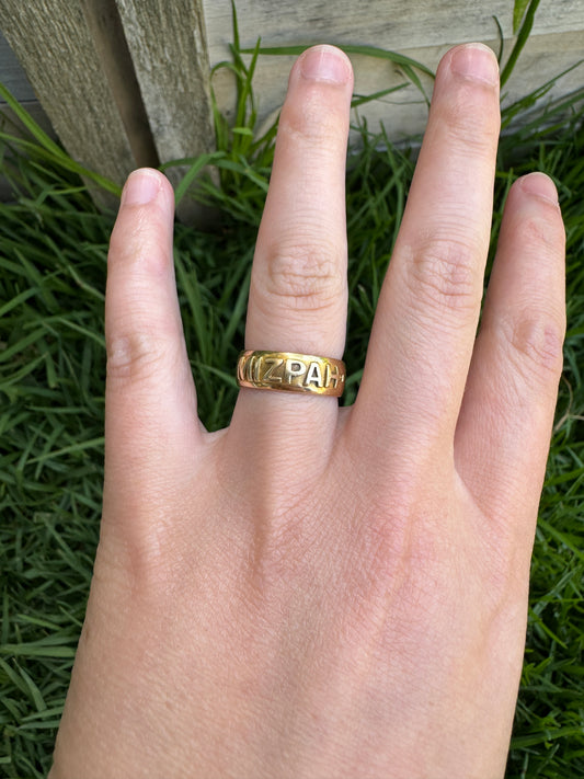 Antique 18ct yellow gold raised letter MIZPAH ring