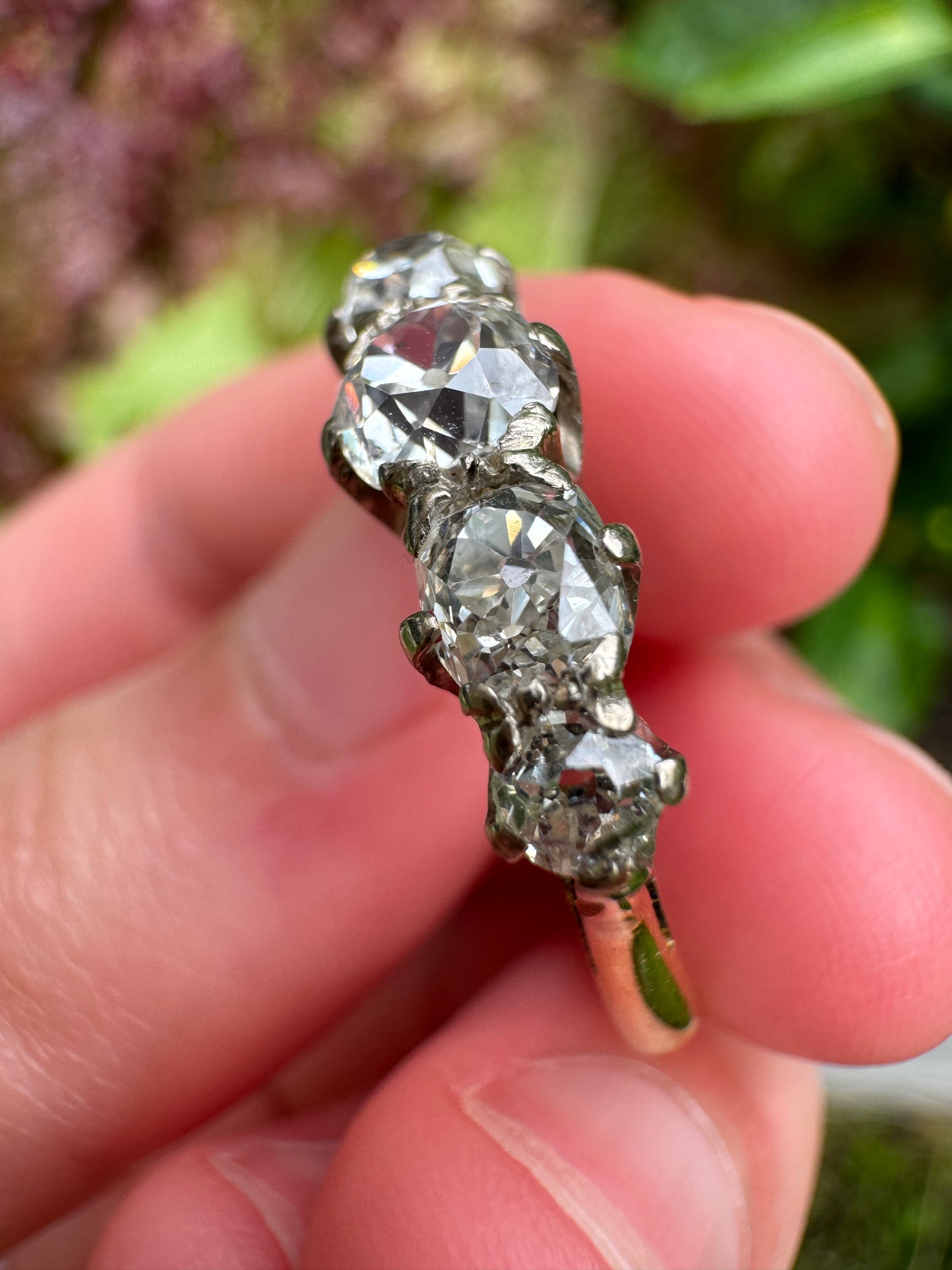 Vintage 18ct yellow gold five stone 1.5ct TCW old mine cut diamond ring