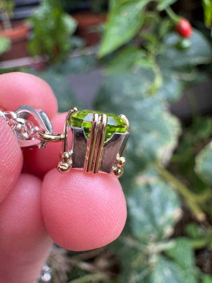 Custom handmade sterling silver and recycled 18ct yellow gold 2.09ct peridot necklace, 47cm / 18.5 inches long