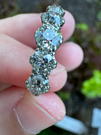 Vintage 18ct yellow gold five stone 1.2ct TCW old mine cut diamond ring