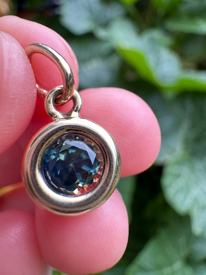 Custom handmade recycled 9ct yellow gold 1.03ct Australian parti sapphire bezel set pendant