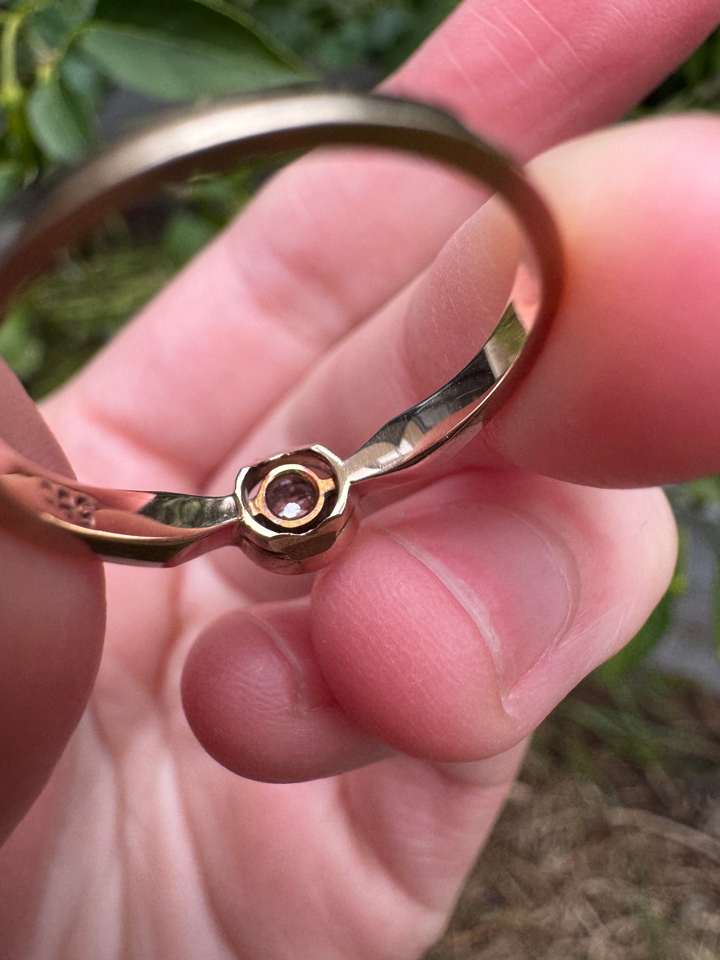 Vintage 14ct yellow gold 0.19ct old mine cut diamond target solitaire ring
