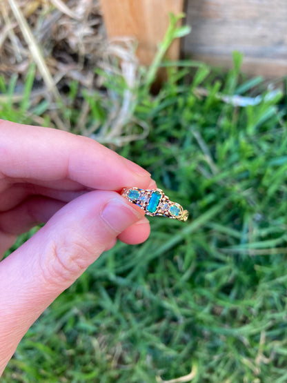 Vintage 14ct yellow gold emerald and diamond ring