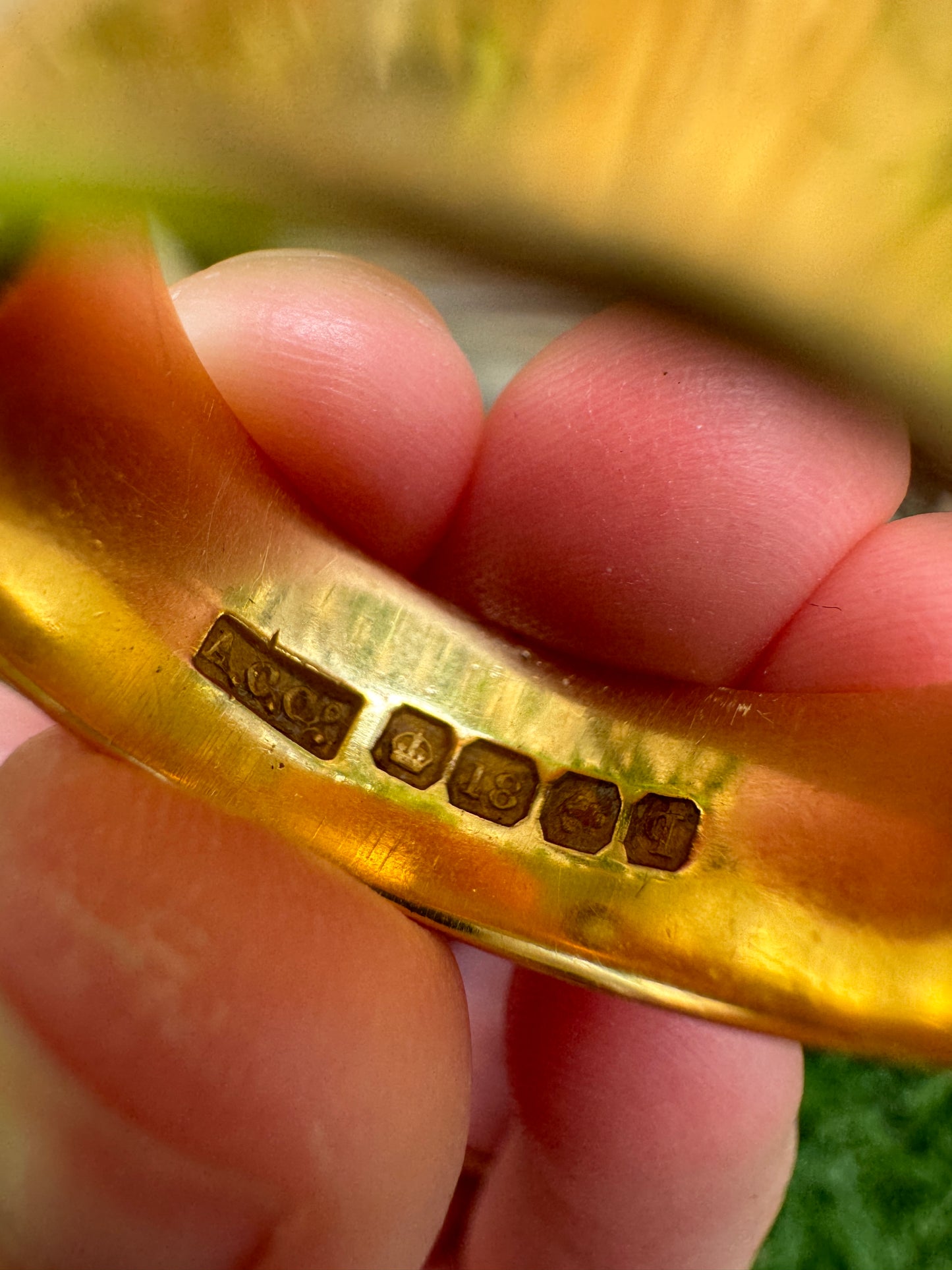 Antique 18ct yellow gold starset diamond cigar band