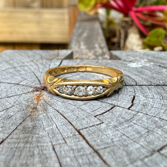 Antique Victorian 18ct yellow gold 0.2ct TCW five stone old mine cut diamond ring