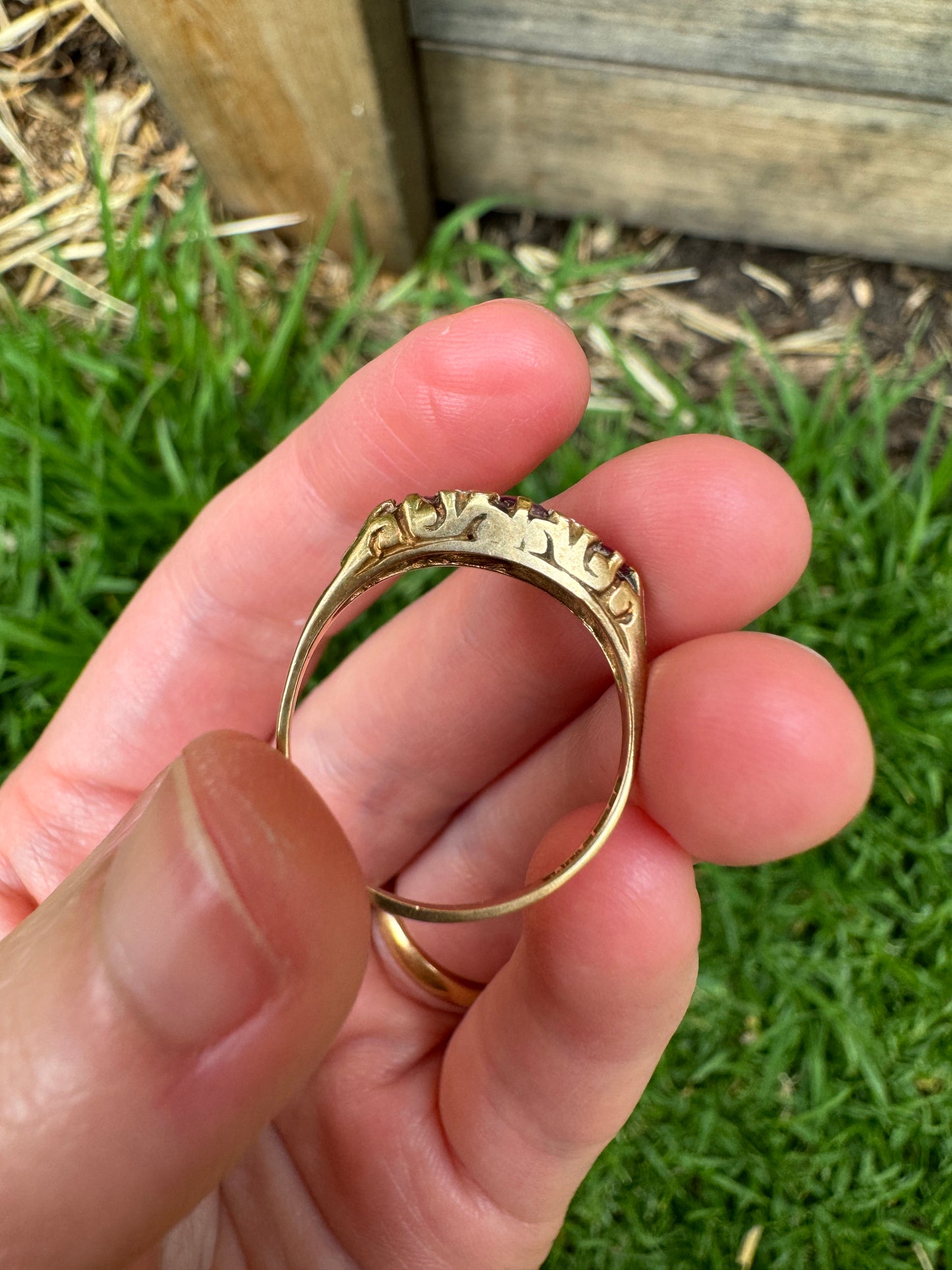 Vintage Victorian style 9ct yellow gold red spinel and rose cut diamond half hoop ring