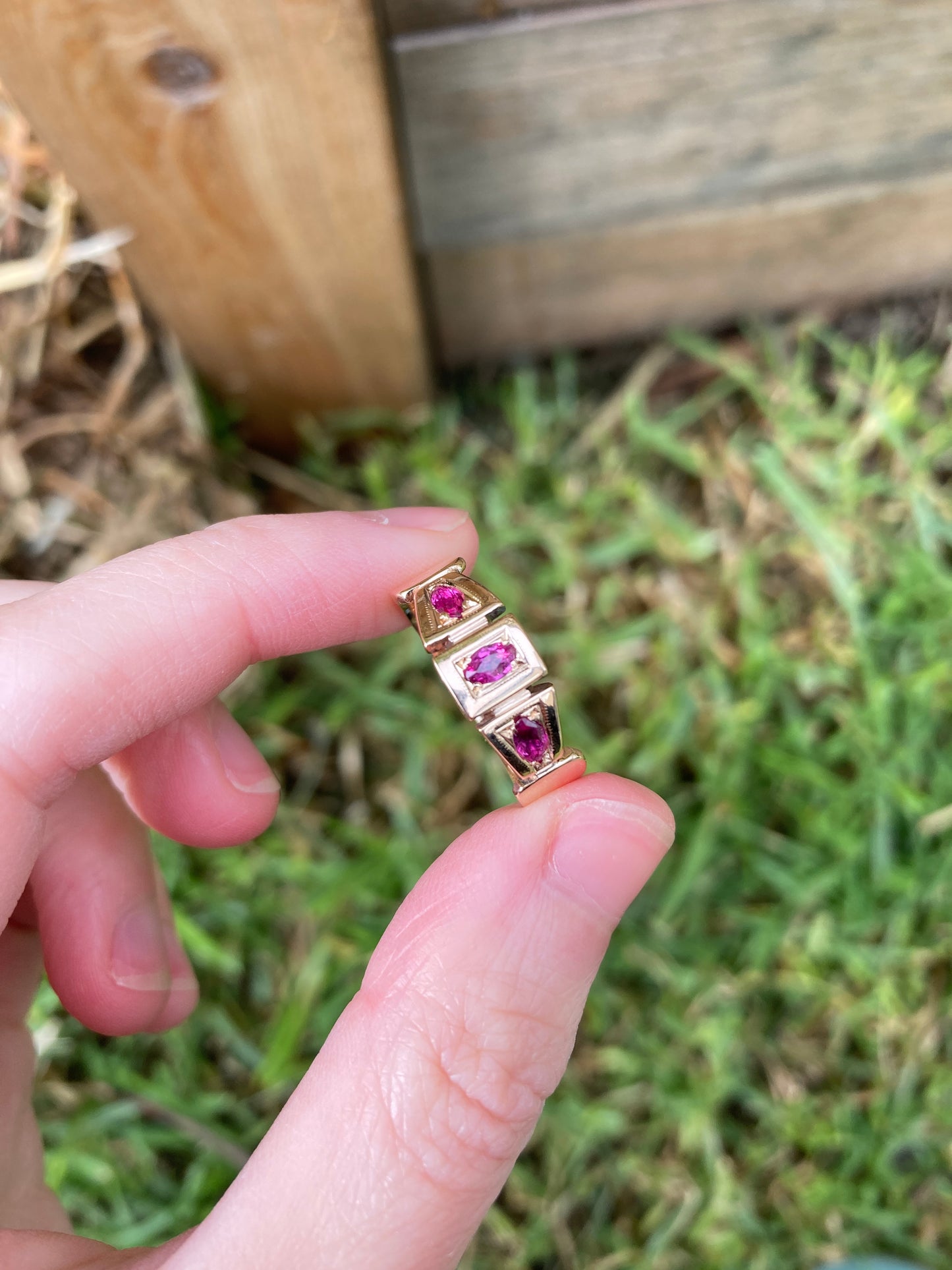 Vintage 9ct rosy yellow gold flush set marquise ruby ring