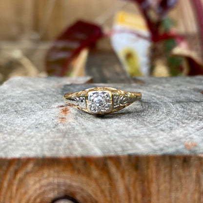 Vintage 18ct yellow and white gold diamond solitaire ring