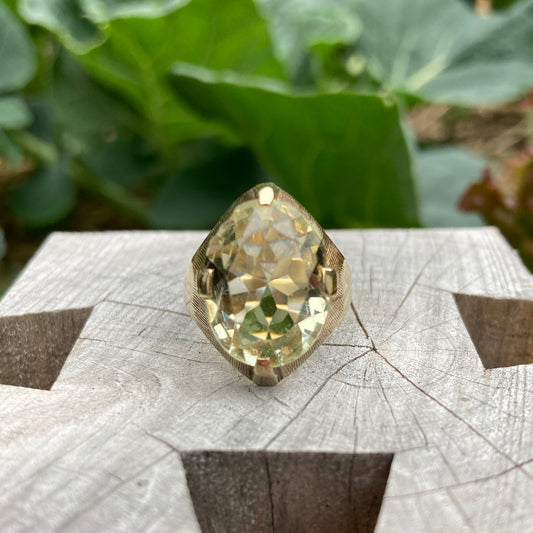 Vintage 9ct yellow gold citrine solitaire statement ring