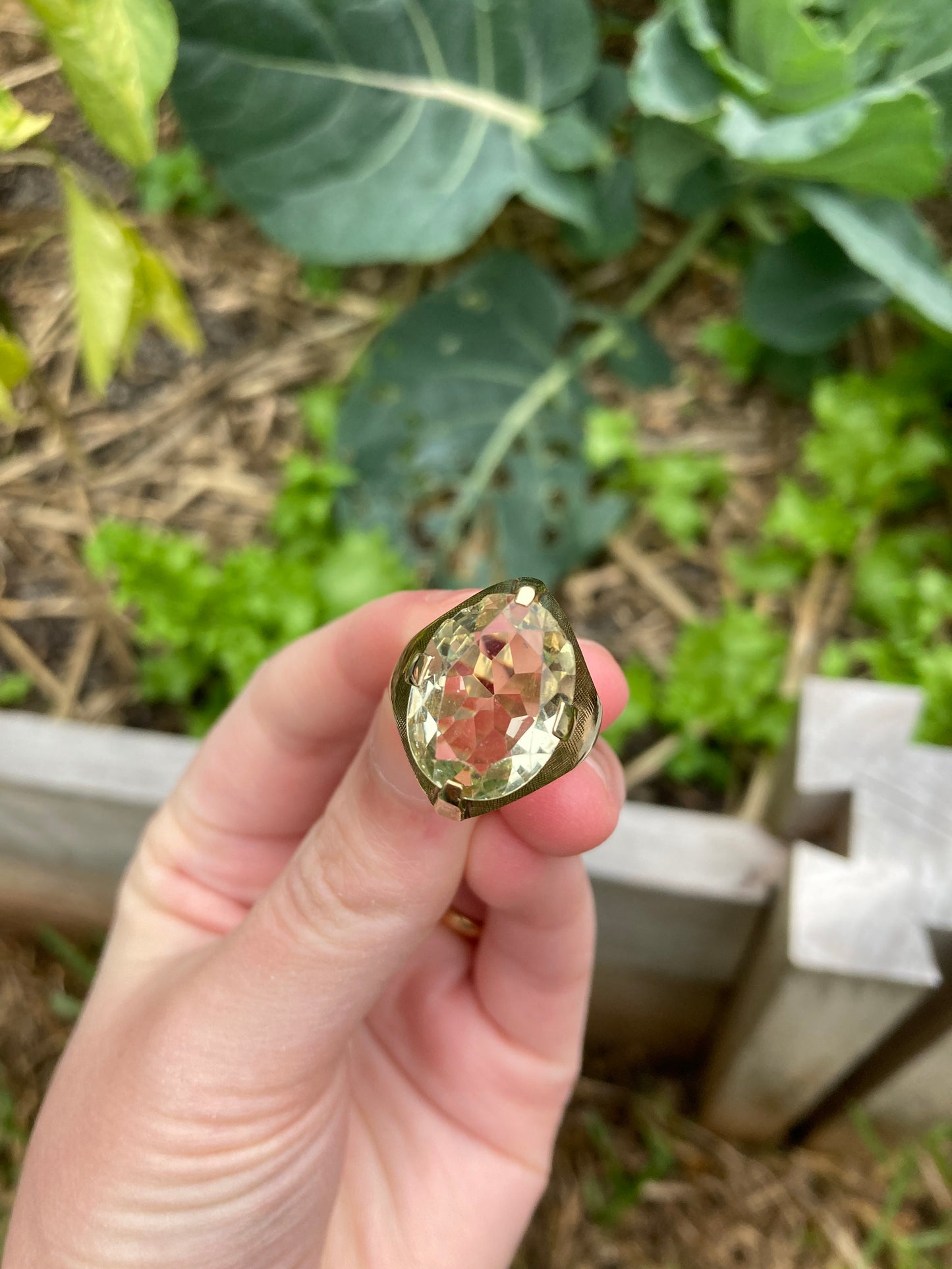 Vintage 9ct yellow gold citrine solitaire statement ring