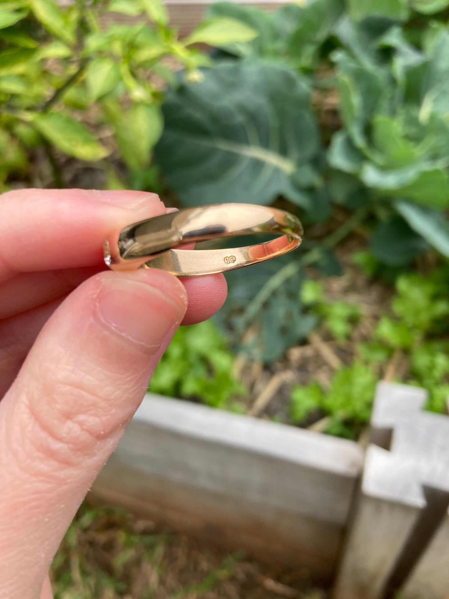 Vintage 14ct rose gold old cut diamond gypsy ring